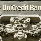 Les appétits affichés de l'établissement italien, pour sa congénère Banco BPM comme pour l'allemande Commerzbank, provoquent des froncements de sourcils de part et d'autre des Alpes. (archive) KEYSTONE/AP NY/ANTONIO CALANNI